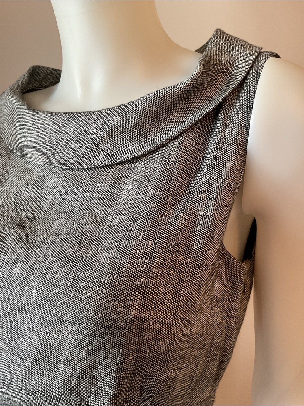 Anne Klein Linen Dress - Picture 4 of 8